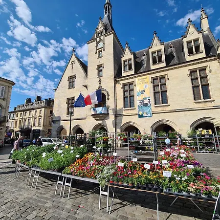 Maisonnette Plein Centre 2/3p * Libourne