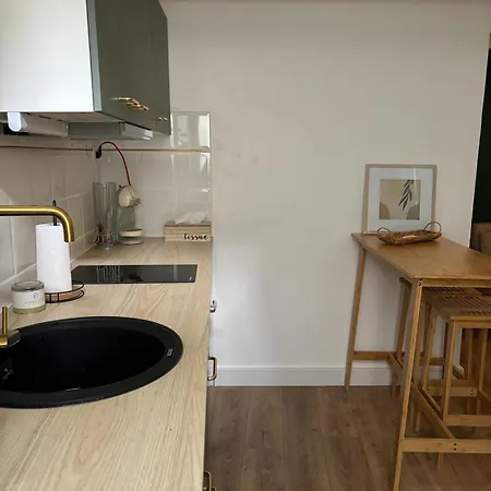 Maisonnette Plein Centre 2p 아파트